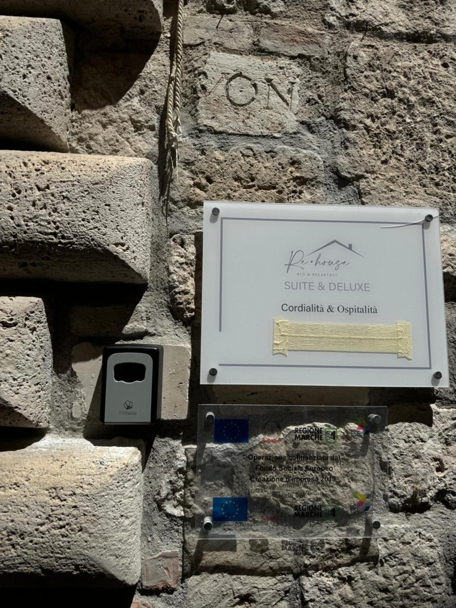 Re House Suite & Deluxe Apartament Ascoli Piceno megye Kültér fotó